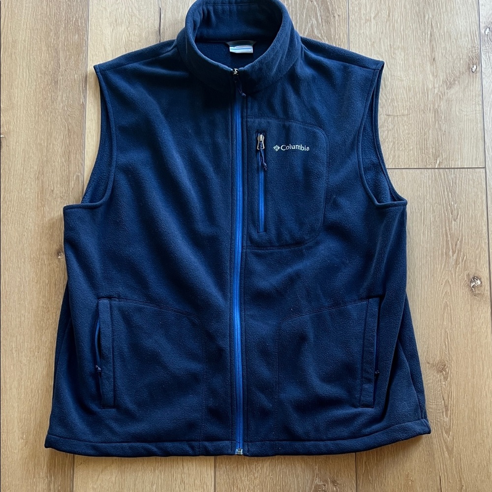 Columbia Dark Blue Fleece Vest